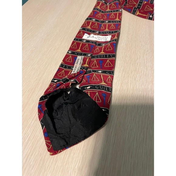 Vicky Davis Need A Layer Not Guilty Tie - Picture 4 of 5